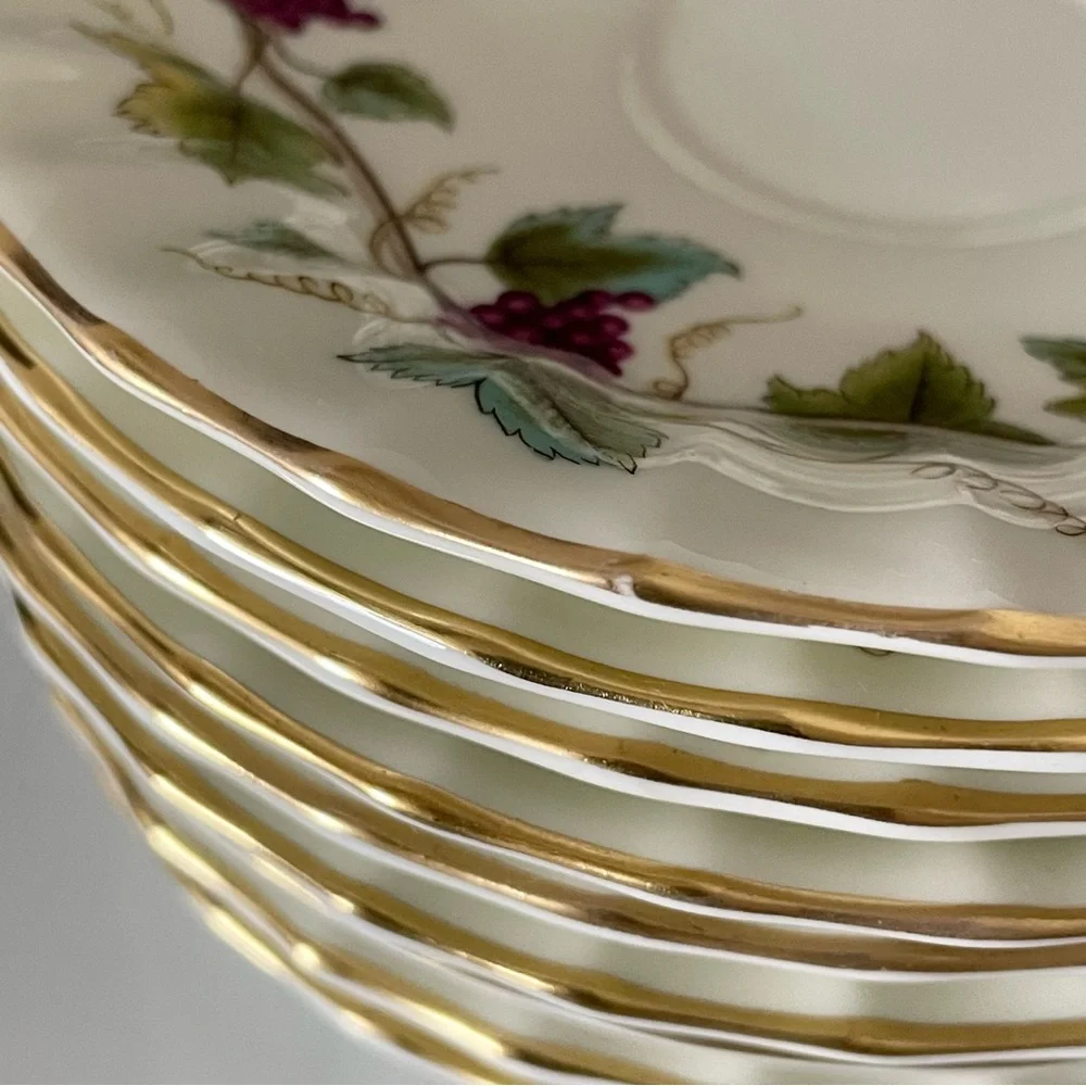 16 Piece SET - Cups & Saucers - Bacchanal by Royal Worcester